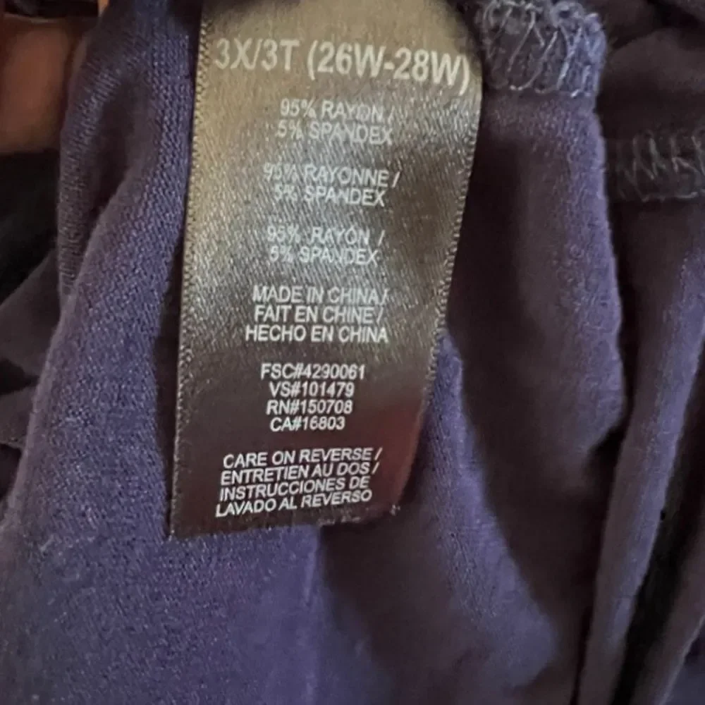 Avon Top - Picture 7 of 7